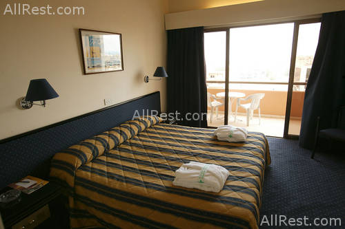 Ajax Hotel 13